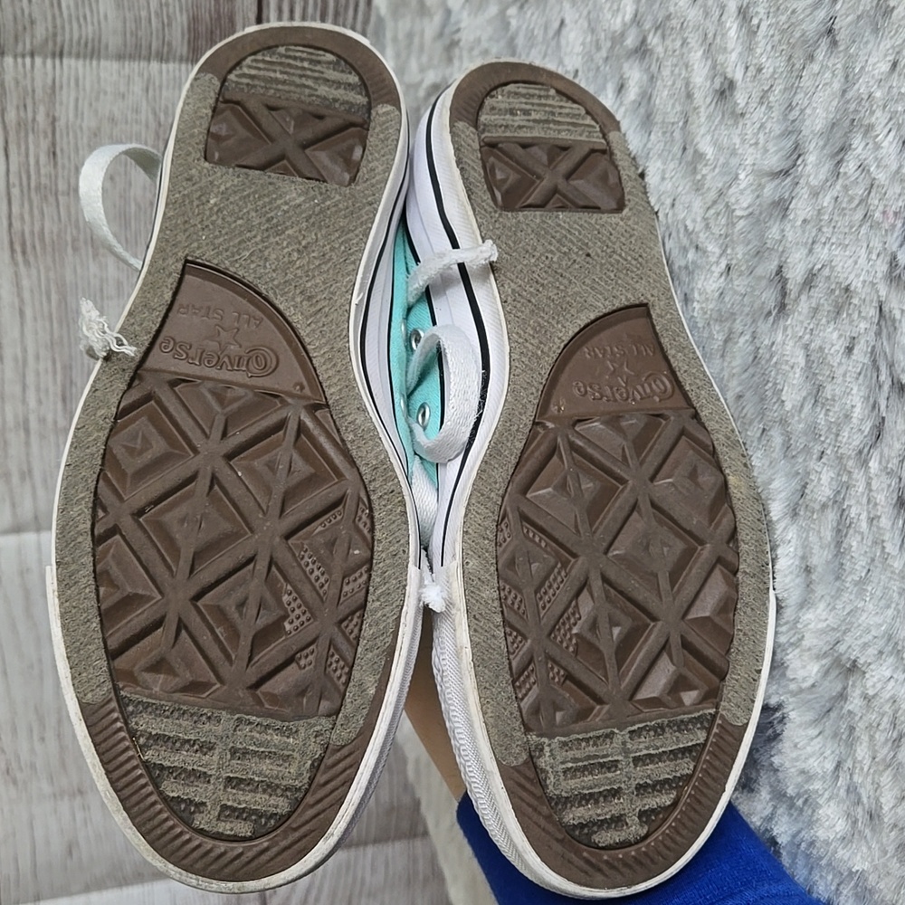 Converse Teal Sneakers, Womens Size 6, Great Condition - Picture 8 of 10